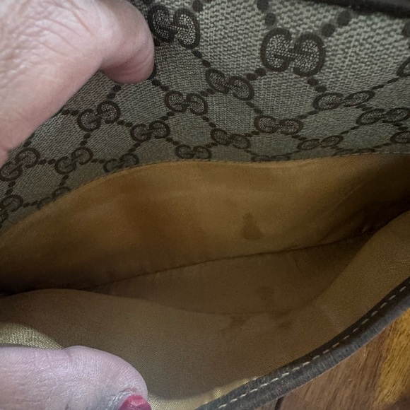 Gucci Signature Brown and Cream Crossbody Bag - Picture 14 of 14